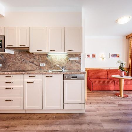 Apparthotel Sonnenhof Mayrhofen Ngoại thất bức ảnh