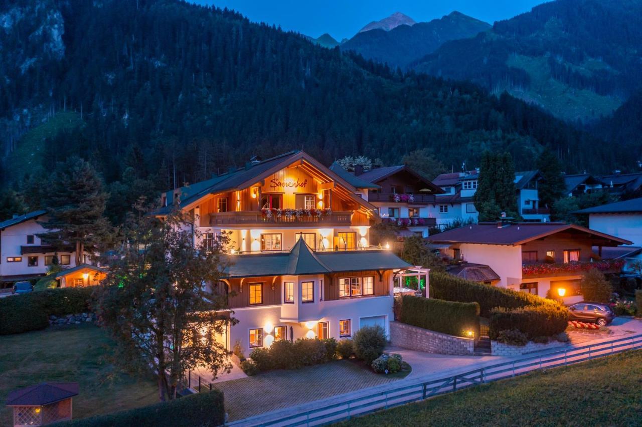 Apparthotel Sonnenhof Mayrhofen Ngoại thất bức ảnh