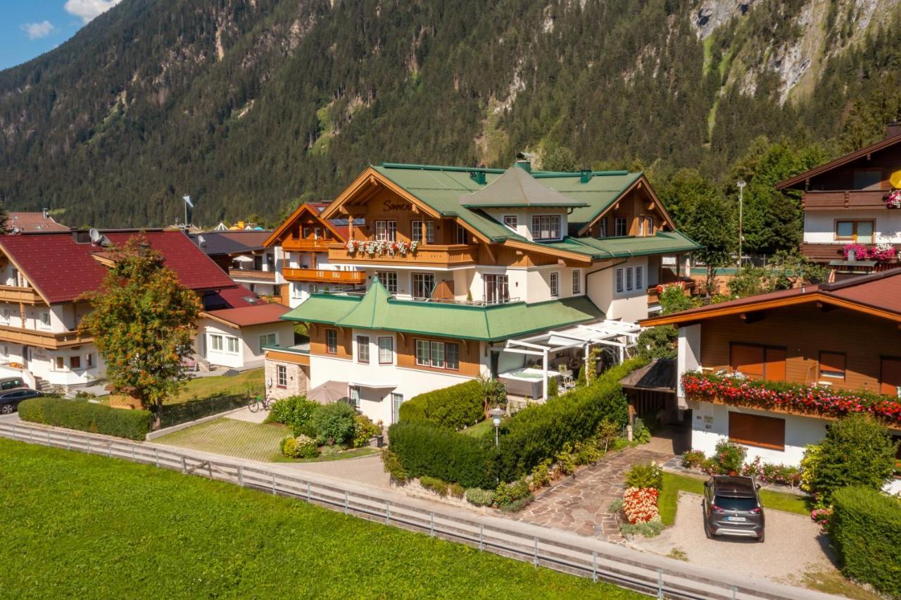 Apparthotel Sonnenhof Mayrhofen Ngoại thất bức ảnh