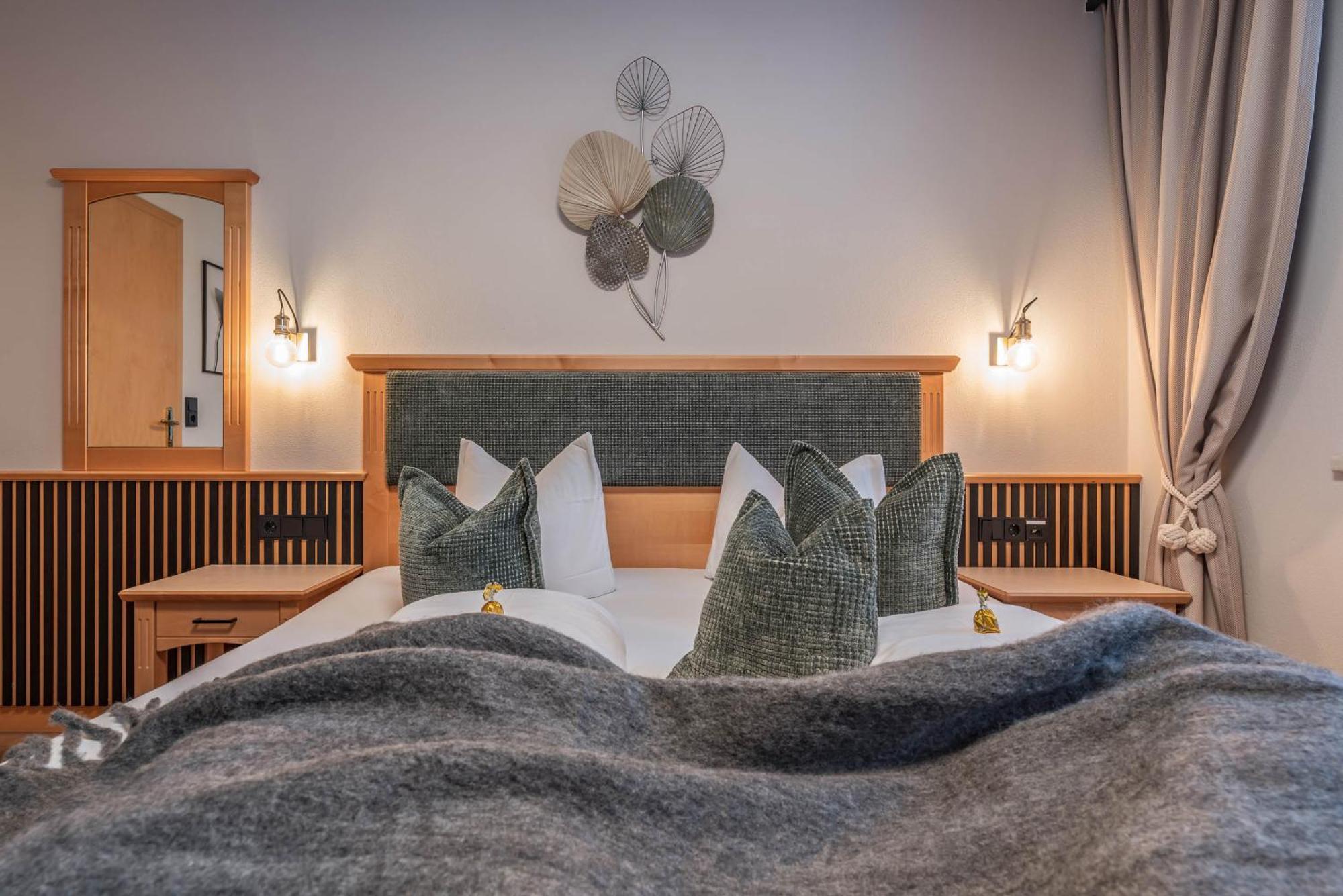 Apparthotel Sonnenhof Mayrhofen Ngoại thất bức ảnh