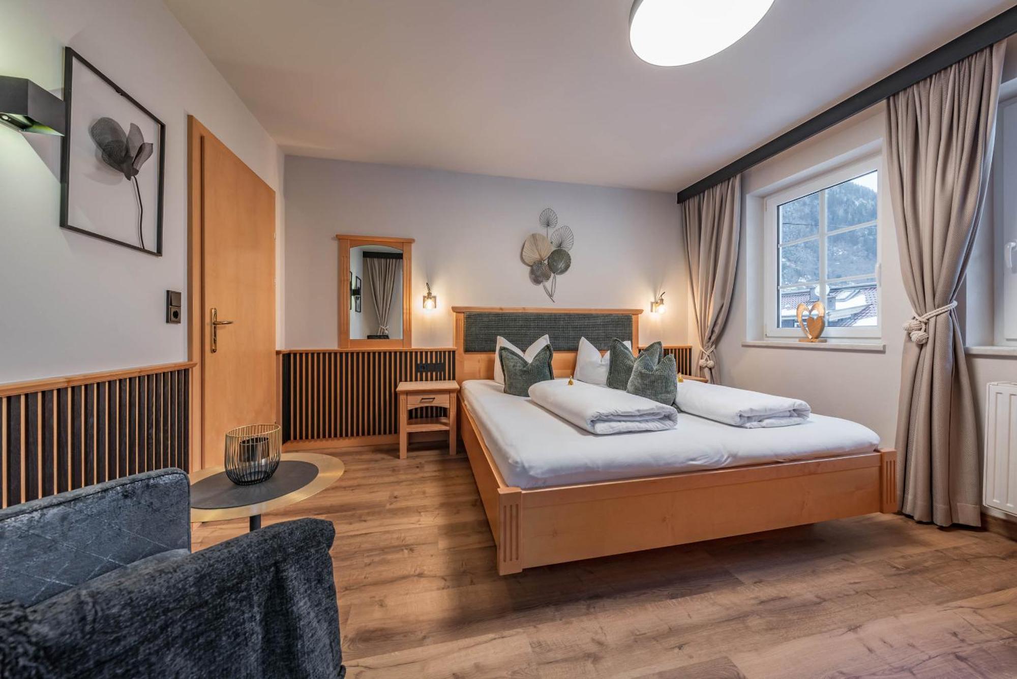 Apparthotel Sonnenhof Mayrhofen Ngoại thất bức ảnh
